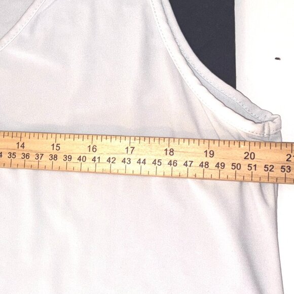 Clara Sunwoo Basic White Sleeveless Tank Base Layer Capsule Wardrope XL - Picture 2 of 7